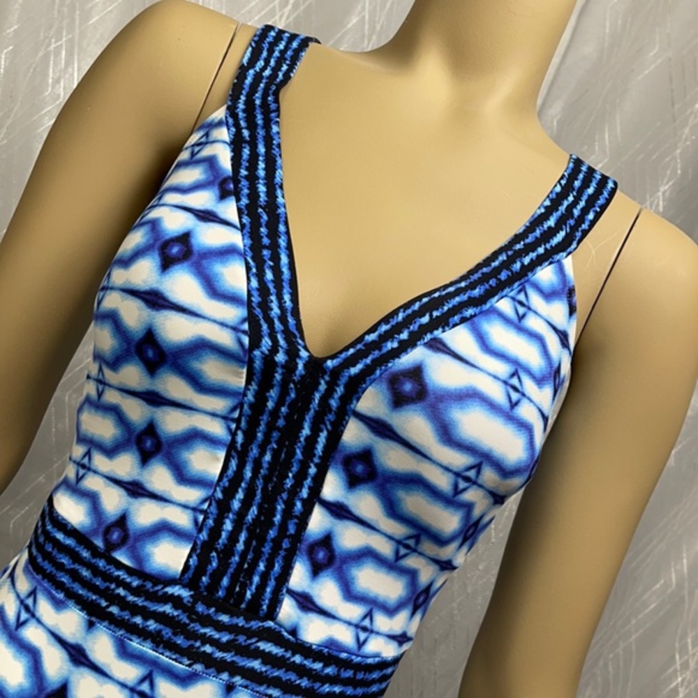 Michael Kors One Piece Swimsuit Crisscross Back - Picture 5 of 14